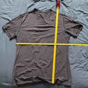 Lululemon men shirt, black large, worn a few times V-neck